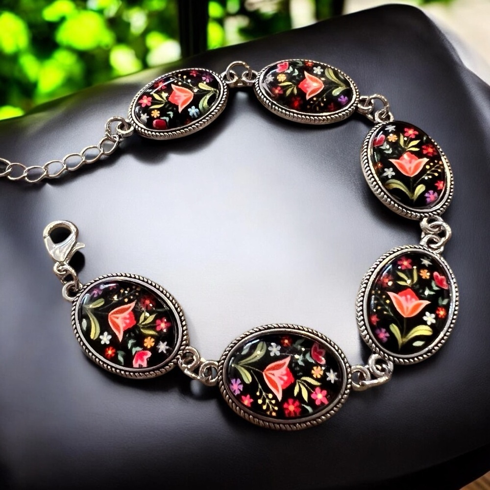 Gorgeous floral clear cabochon dome bracelet Stainless Steel Adjustable 7”-8”
